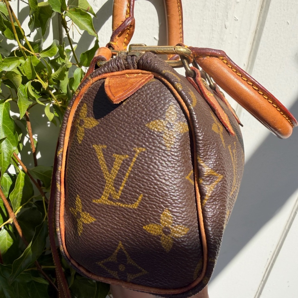 Louis Vuitton Nano Speedy - Picture 4 of 16